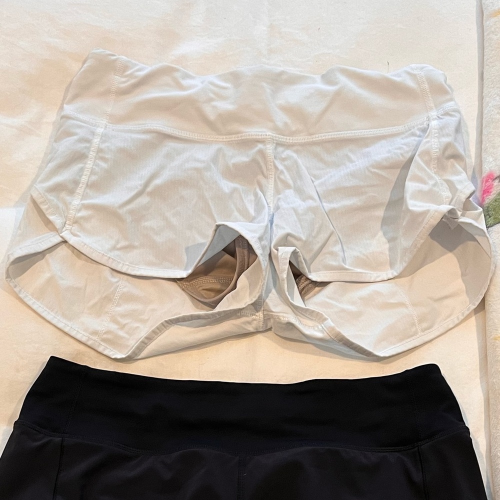 lululemon speed up shorts 2.5” size 4